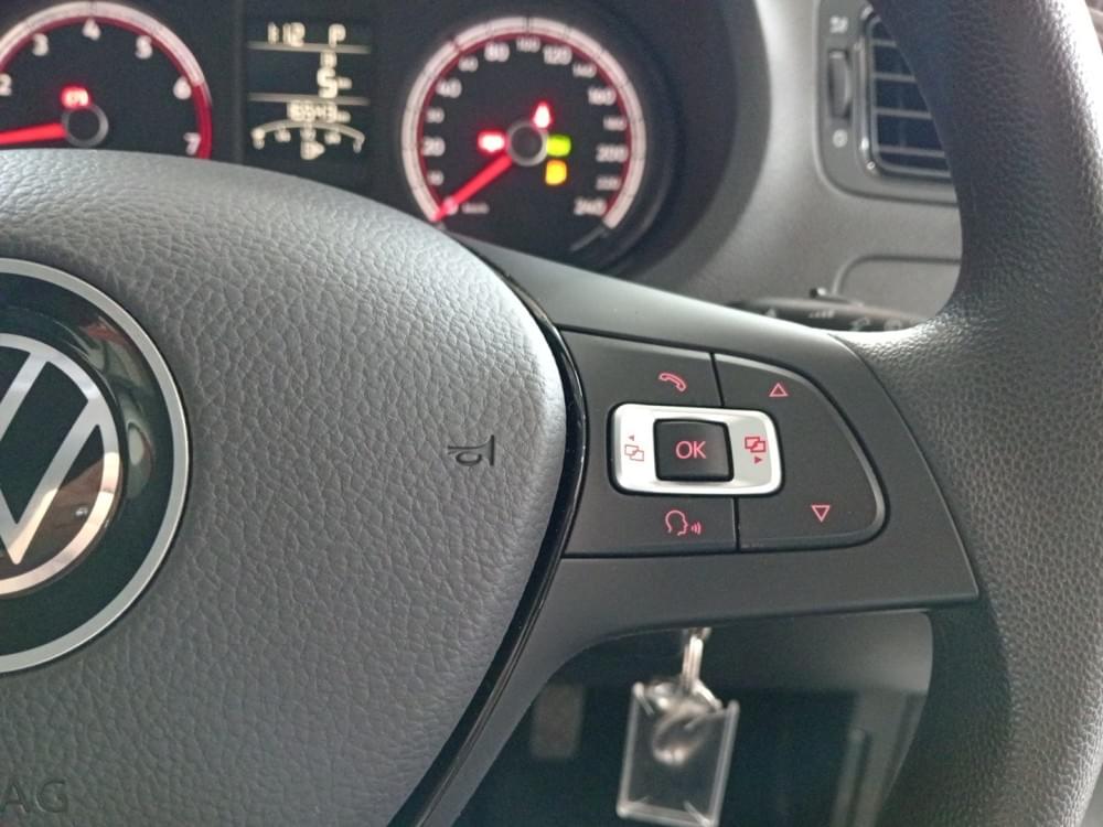 Volkswagen N/A 1.6 Life Tipt