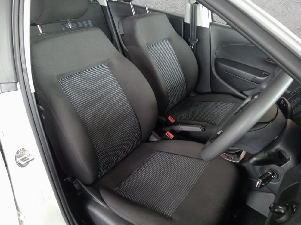 Volkswagen Polo Vivo Hatch 1.6 Comfortline Tiptronic