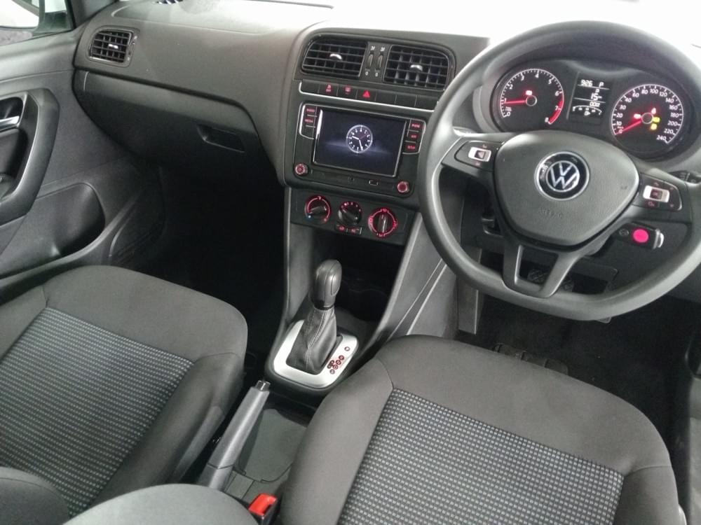 Volkswagen Polo Vivo Hatch 1.6 Comfortline Tiptronic