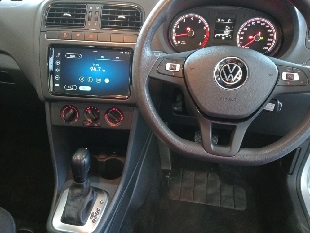 Volkswagen Polo Vivo Hatch 1.6 Life Tipt