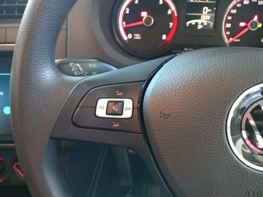 Volkswagen Polo Vivo Hatch 1.6 Life Tipt