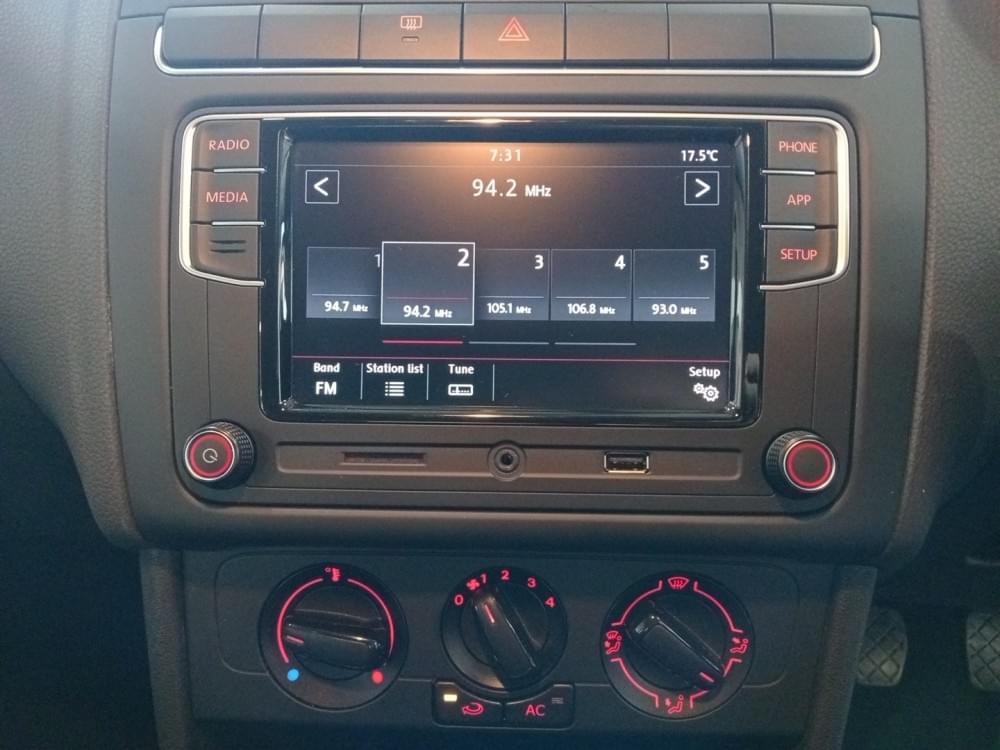 Volkswagen Polo Vivo Hatch 1.4 Trendline