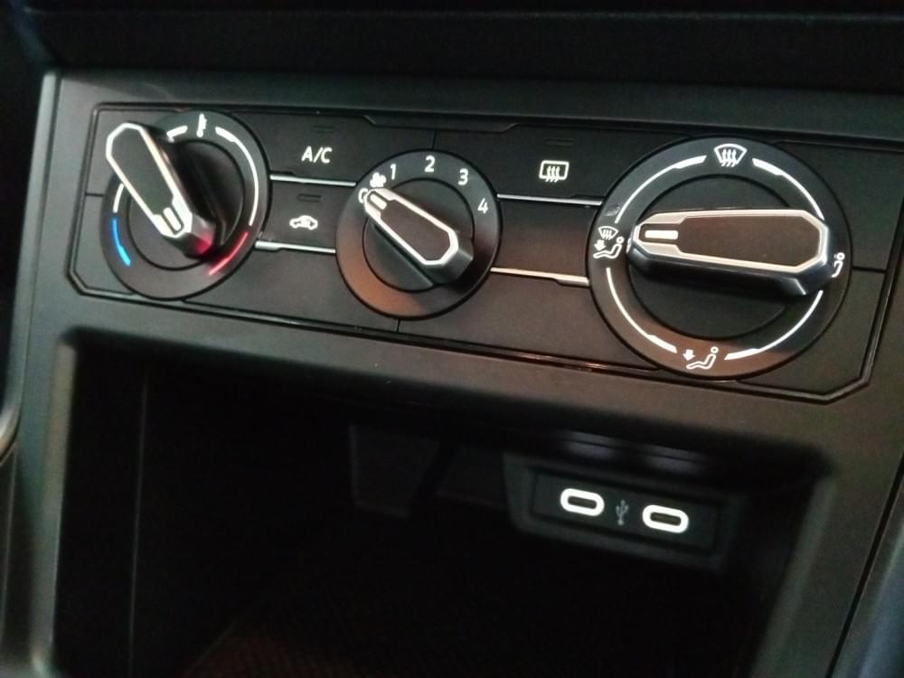 Volkswagen Polo Hatch 1.0 Tsi