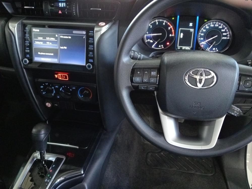 Toyota Fortuner 2.4 Gd-6 Rb 6At