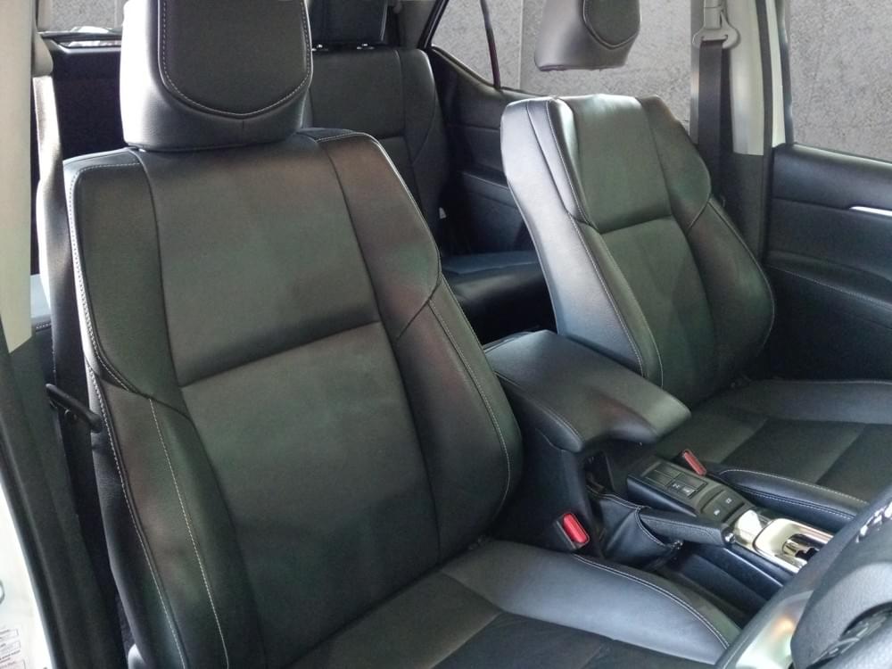 Toyota Fortuner 2.4 Gd-6 Rb At