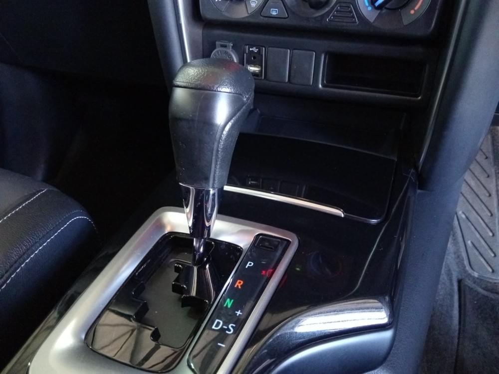 Toyota Fortuner 2.4 Gd-6 Rb At