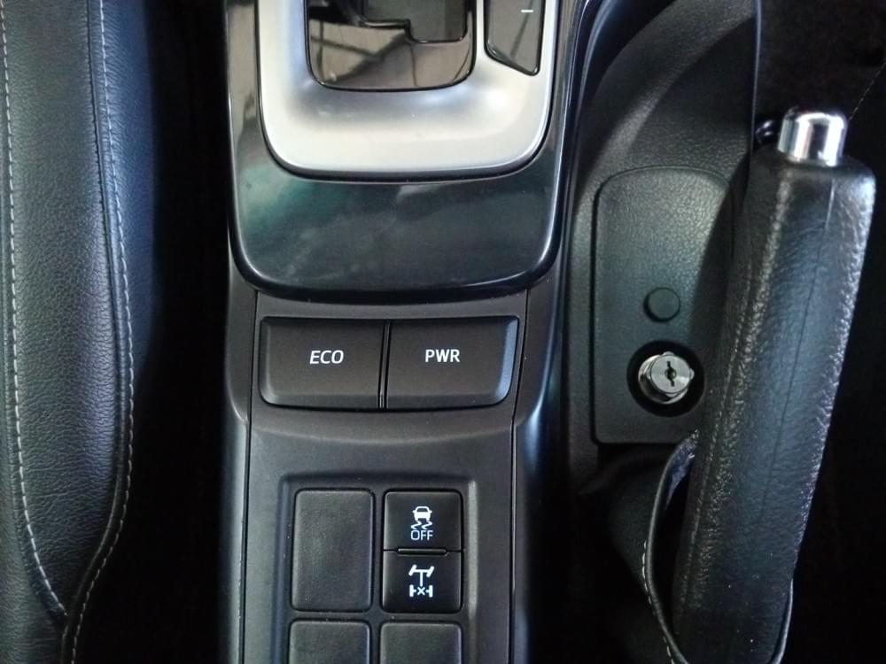 Toyota Fortuner 2.4 Gd-6 Rb 6At