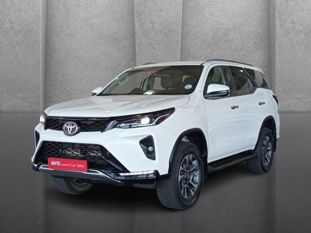 Toyota Fortuner 2.4 Gd-6 Rb At