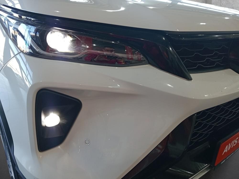 Toyota Fortuner 2.4 Gd-6 Rb At