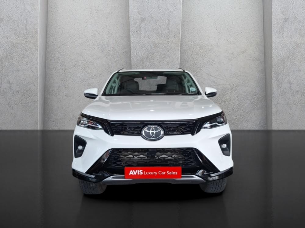 Toyota Fortuner 2.4 Gd-6 Rb 6At