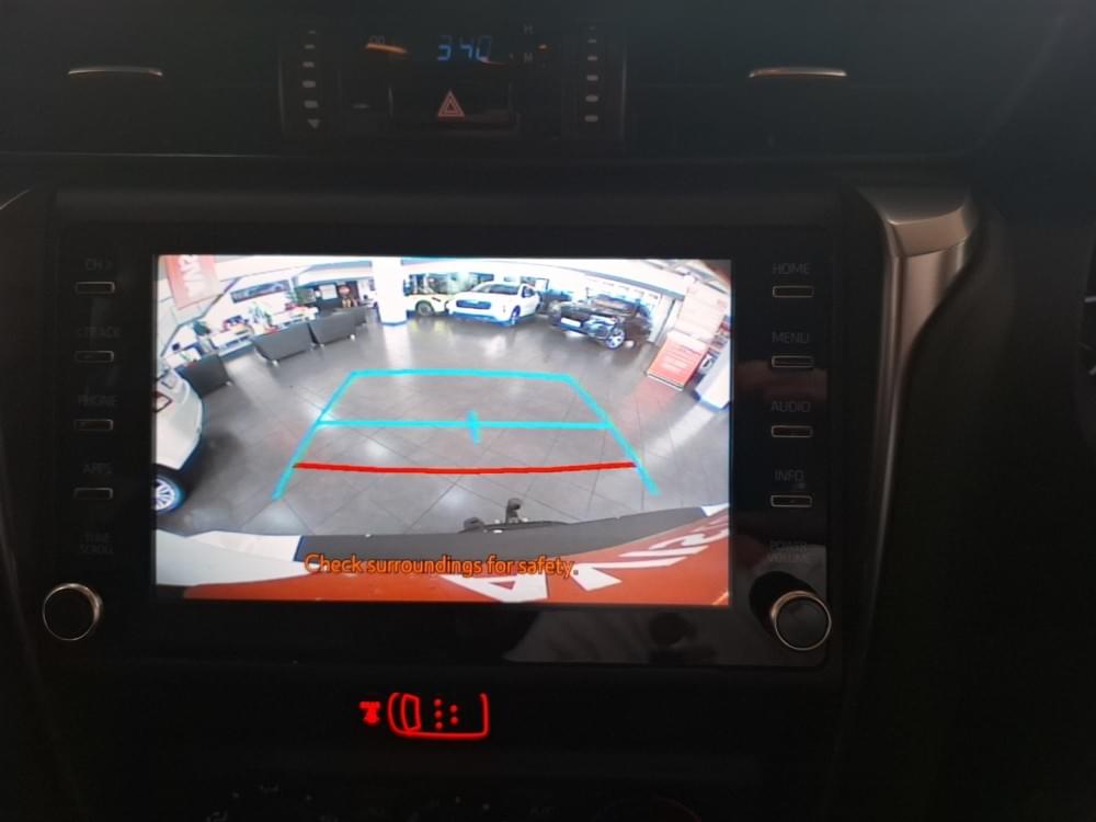 Toyota Fortuner 2.4 Gd-6 Rb 6At