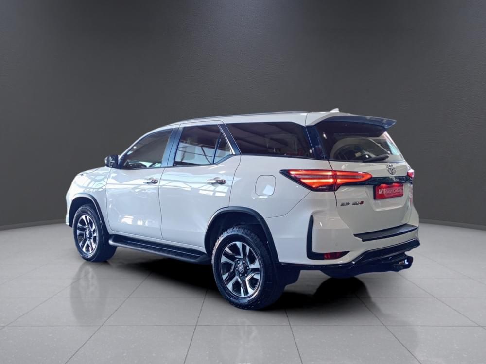Toyota Fortuner 2.8 Gd-6 Rb At