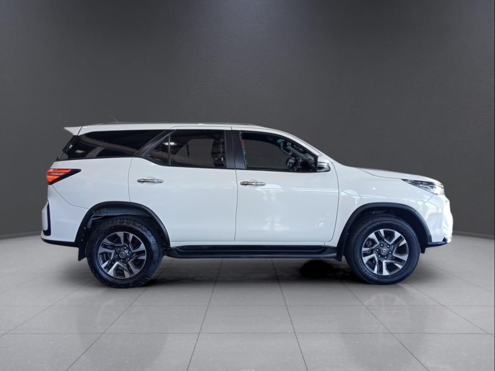 Toyota Fortuner 2.8 Gd-6 Rb At