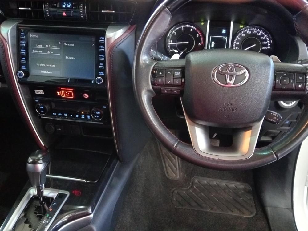 Toyota Fortuner 2.8 Gd-6 Rb At