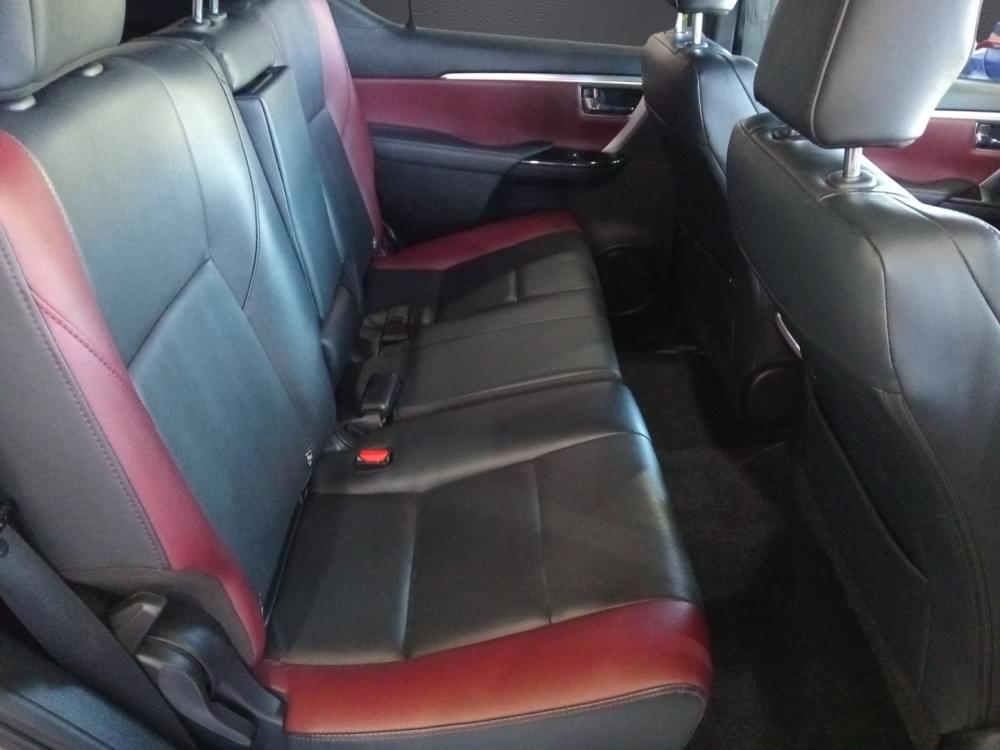 Toyota Fortuner 2.8 Gd-6 Rb At