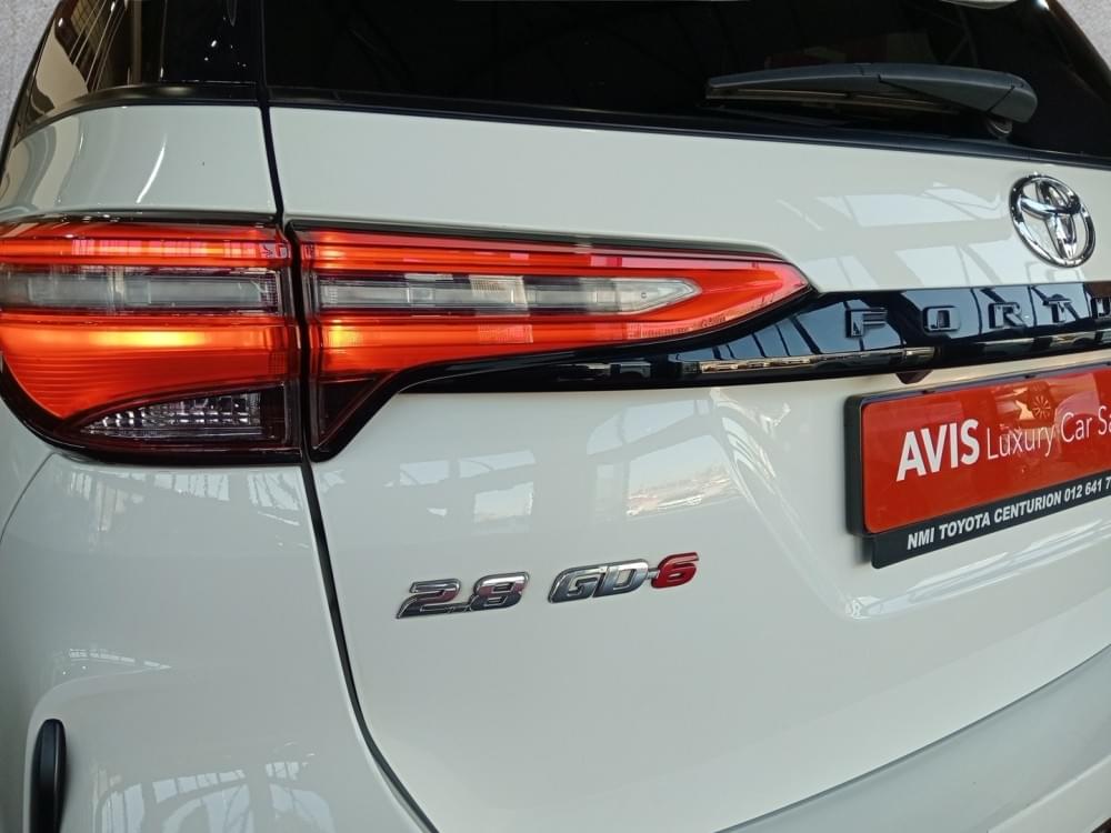 Toyota Fortuner 2.8 Gd-6 Rb At
