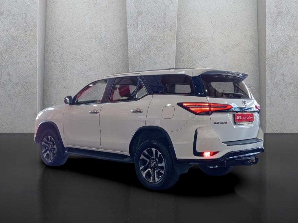 Toyota Fortuner 2.8 Gd-6 Rb At