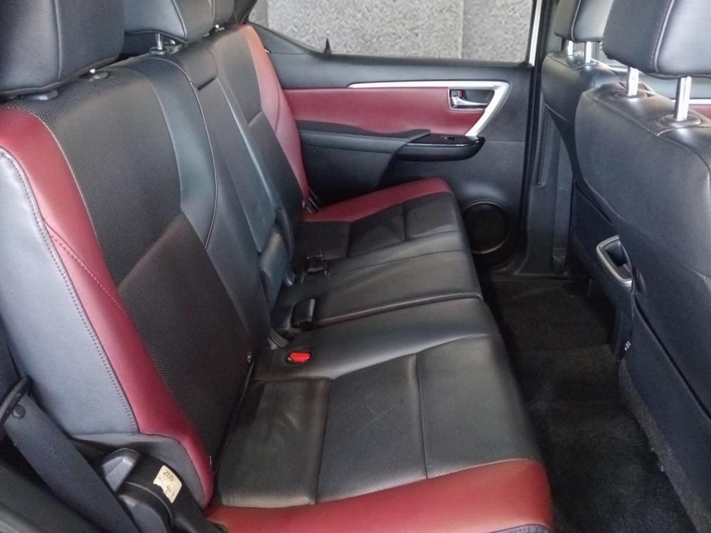 Toyota Fortuner 2.8 Gd-6 Rb At