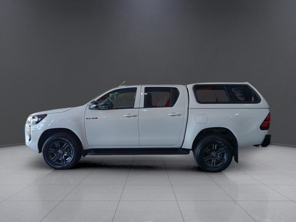 Toyota Hilux 2.4 Gd-6 Raider D Cab At