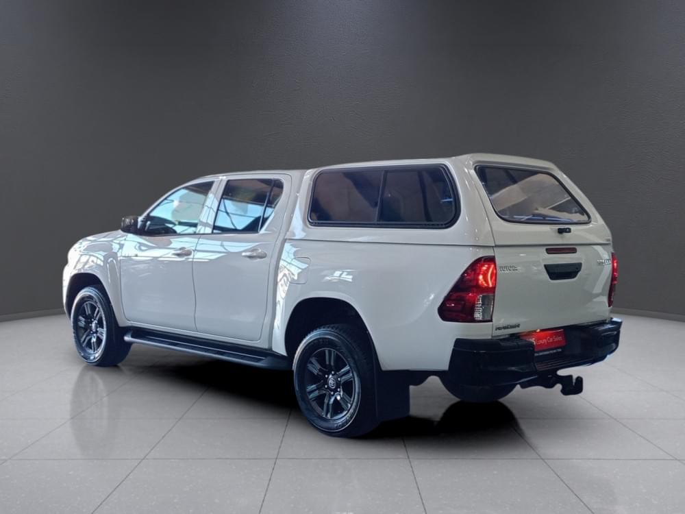 Toyota Hilux 2.4 Gd-6 Raider D Cab At