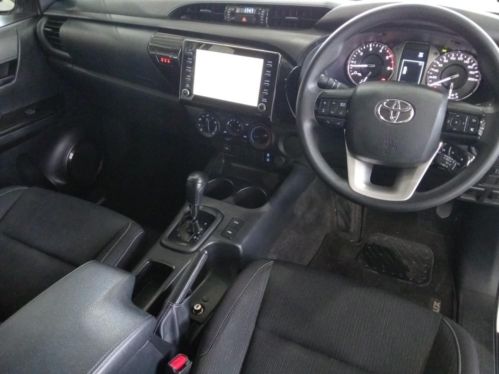 Toyota N/A 2.4 Gd-6 Raider D Cab At