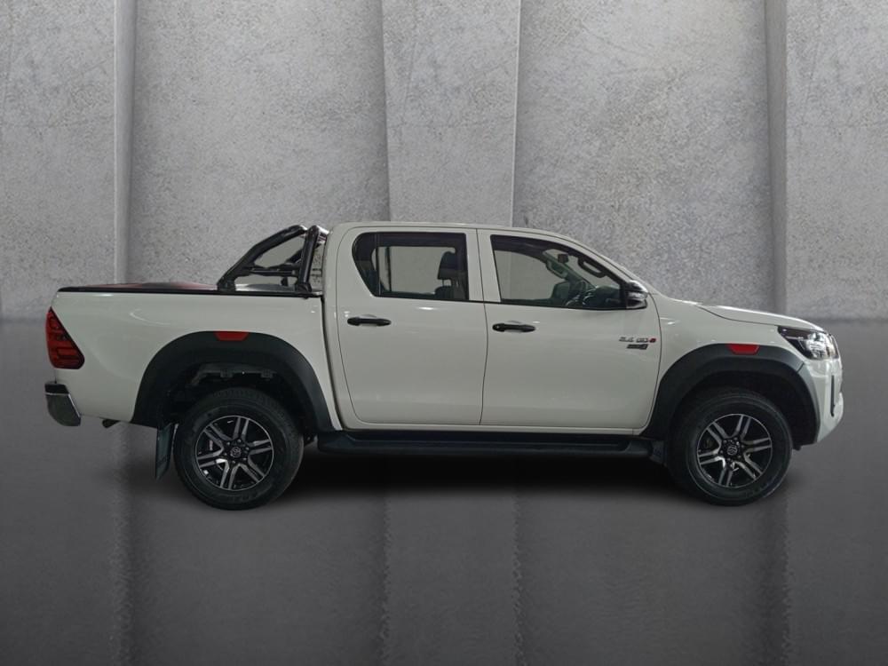 Toyota Hilux 2.4 Raider X 4X4 At