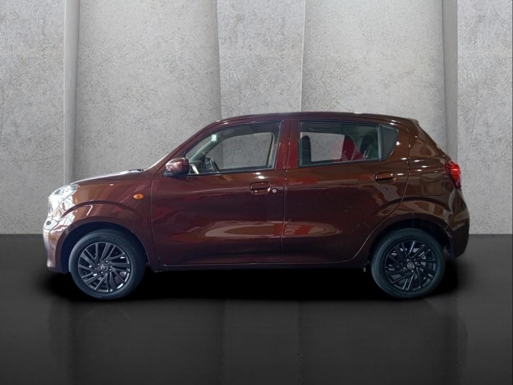 Toyota Vitz 1.0 Xr Amt