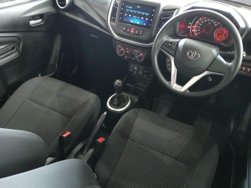 Toyota Vitz 1.0 Xr