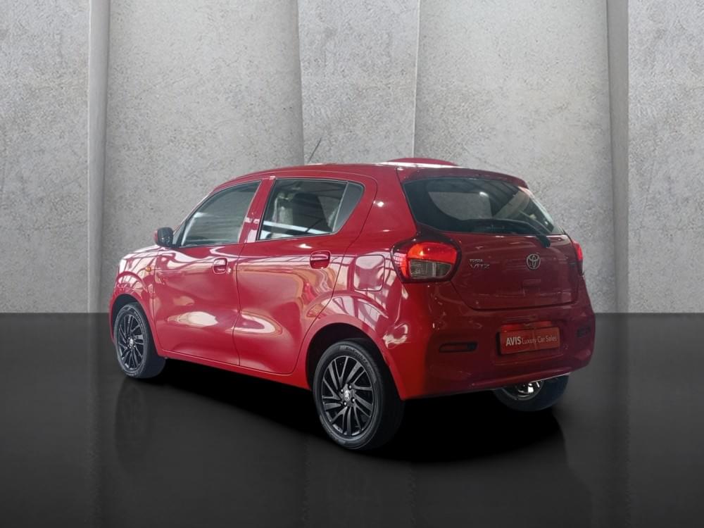 Toyota Vitz 1.0 Xr Amt