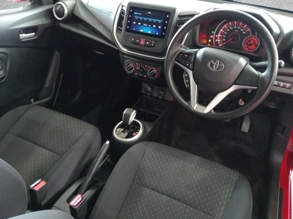 Toyota Vitz 1.0 Xr Amt