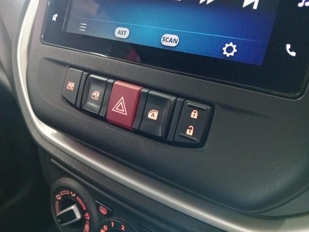 Toyota Vitz 1.0 Xr Amt