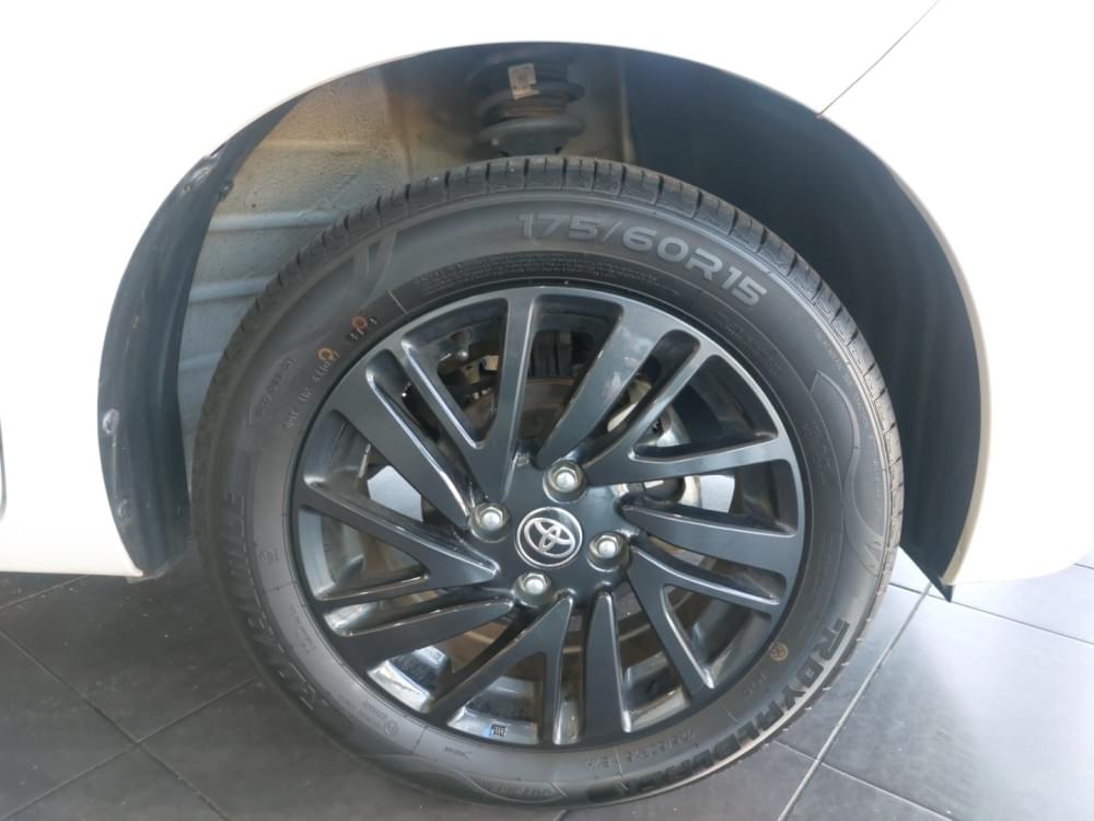 Toyota Vitz 1.0 Xr