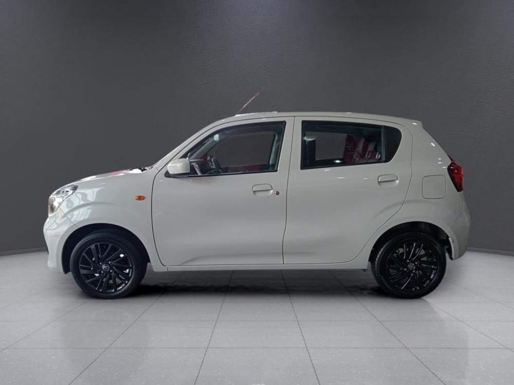 Toyota Vitz 1.0 Xr Amt