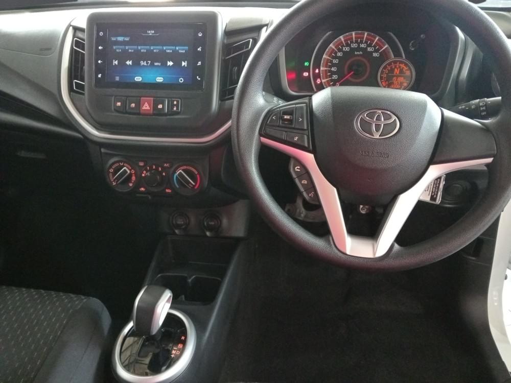 Toyota Vitz 1.0 Xr Amt