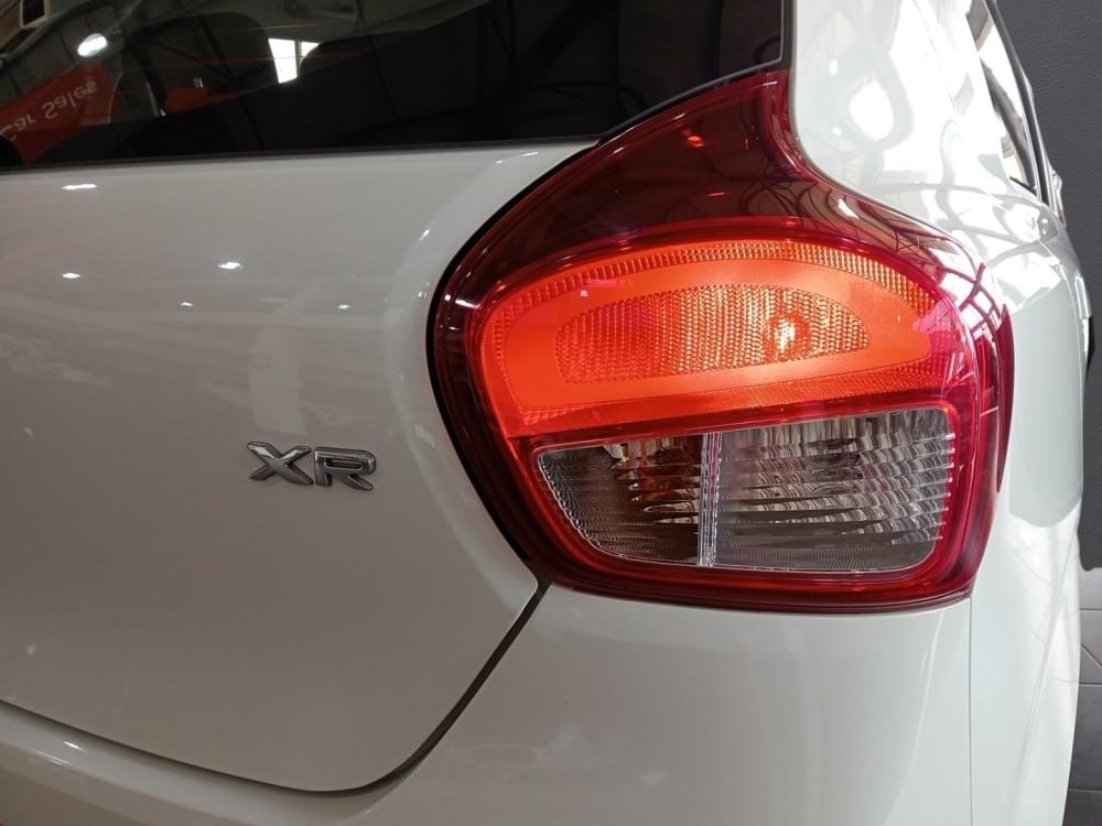Toyota Vitz 1.0 Xr Amt