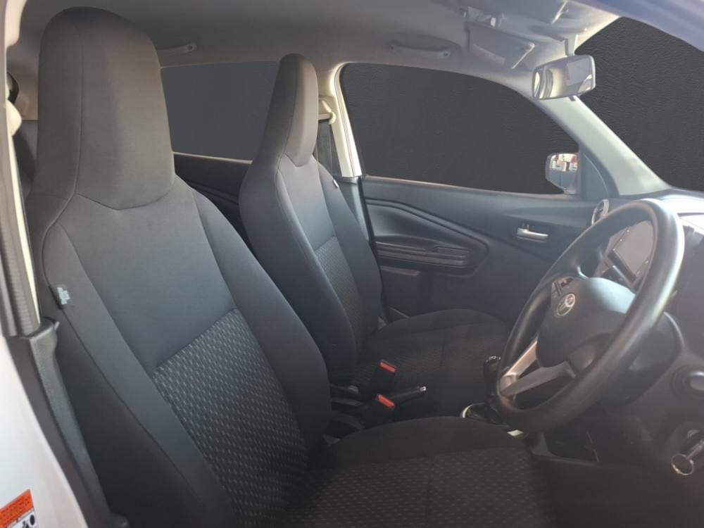 Toyota Vitz 1.0 Xr