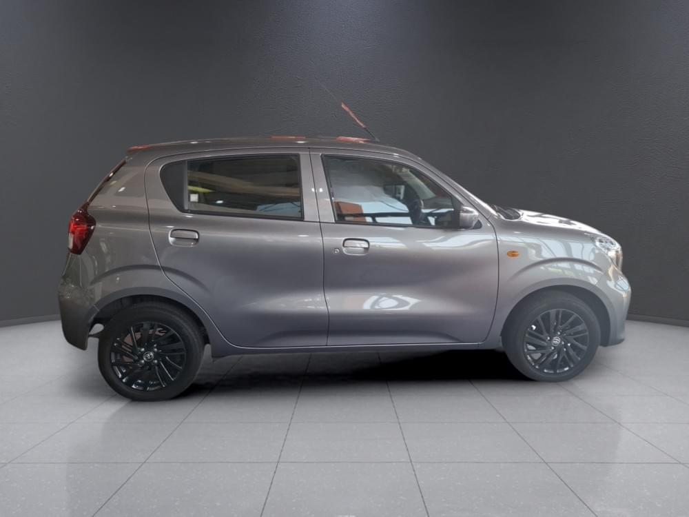 Toyota Vitz 1.0 Xr Mt