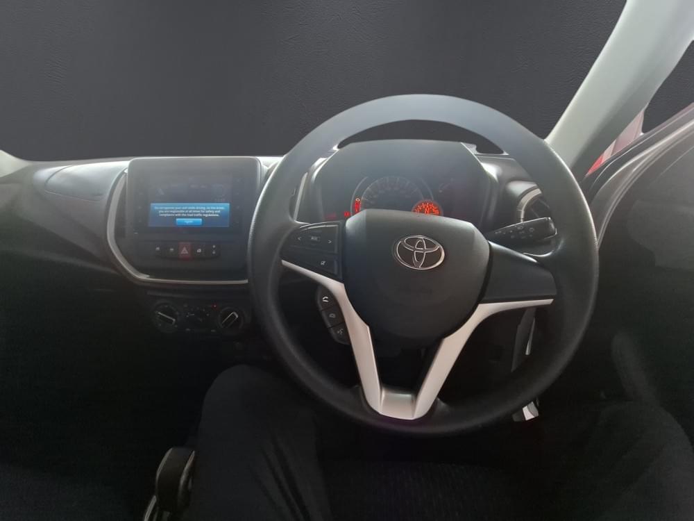 Toyota Vitz 1.0 Xr Amt