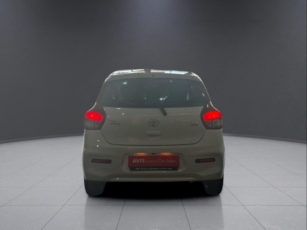 Toyota Vitz 1.0 Xr Mt