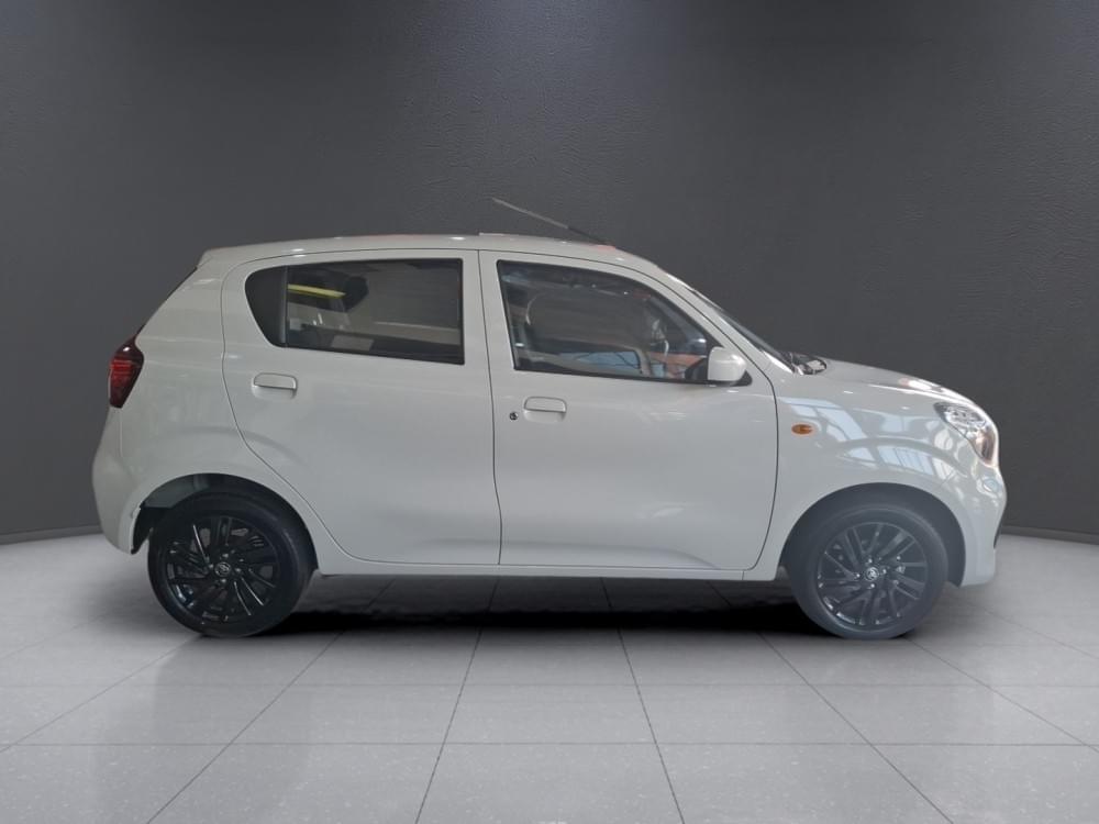 Toyota Vitz 1.0 Xr Mt