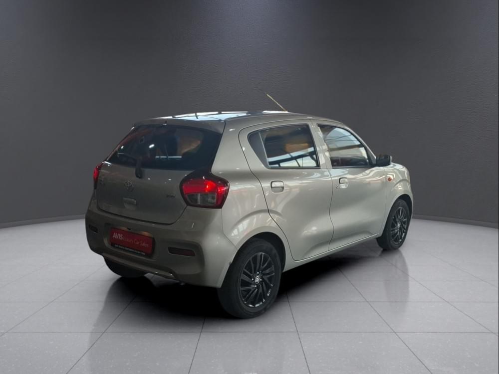 Toyota Vitz 1.0 Xr Amt
