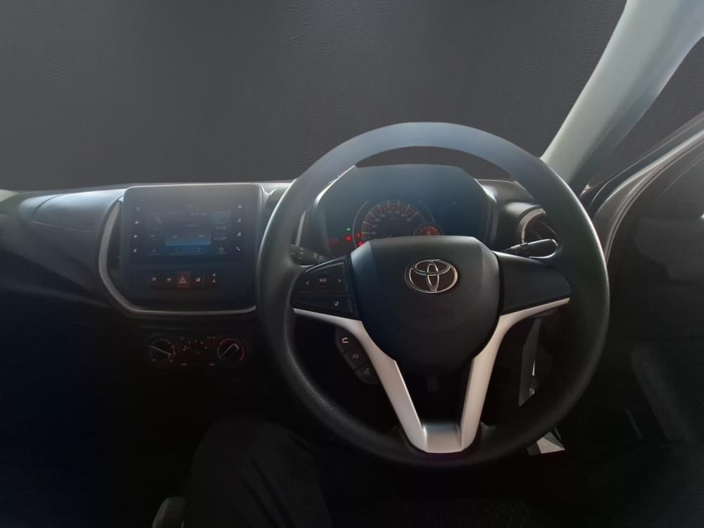 Toyota Vitz 1.0 Xr Amt