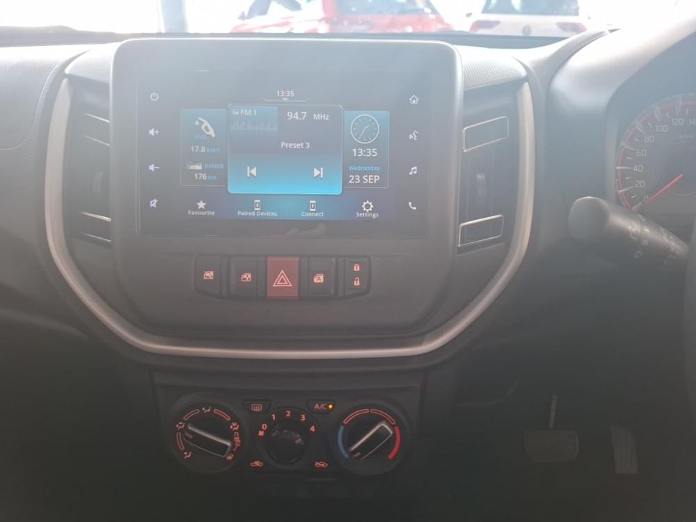Toyota Vitz 1.0 Xr Amt