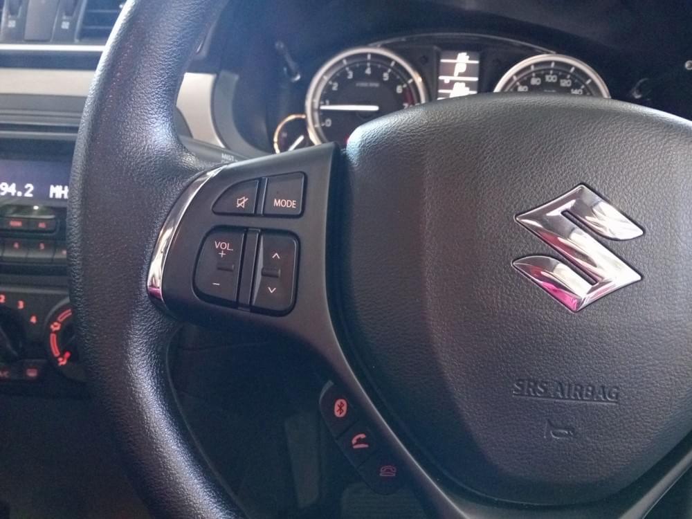 Suzuki N/A 1.5 Gl At