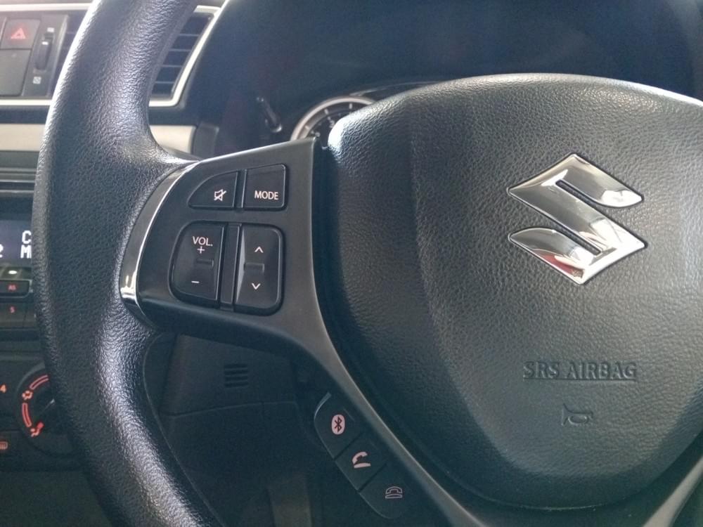 Suzuki N/A 1.5 Gl At