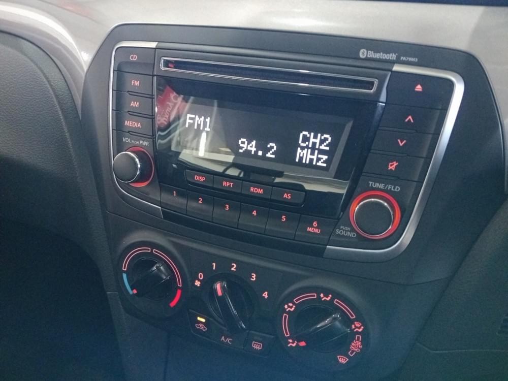 Suzuki N/A 1.5 Gl At