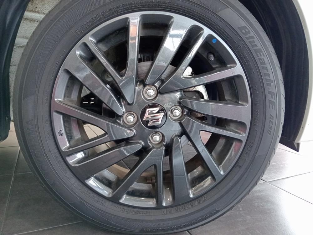 Suzuki N/A 1.0 Gl Amt