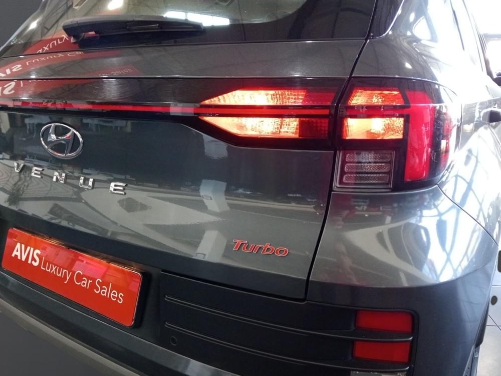 Hyundai Venue 1.0 Motion Dct