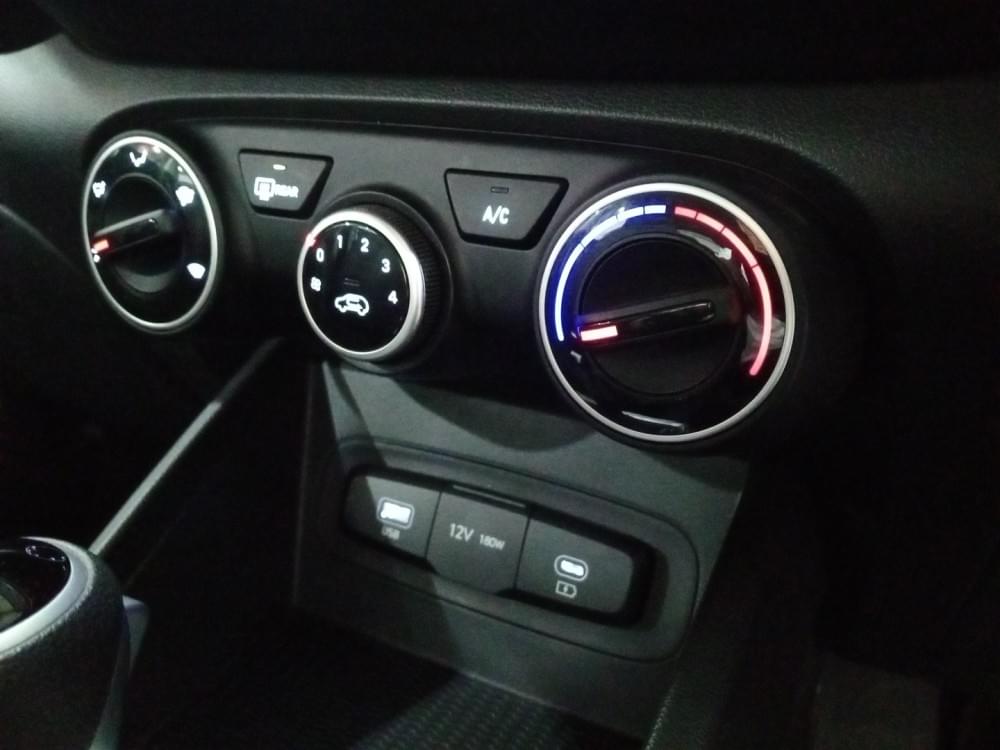 Hyundai Venue 1.0 Motion Dct