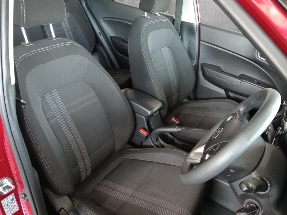 Hyundai Venue 1.0 Motion Dct